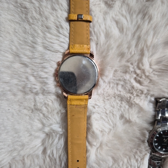 Womens Watch Bundle Kim Rogers Silver Tone Yellow Geneva Gold Tone Watch It ✨️? main image 13